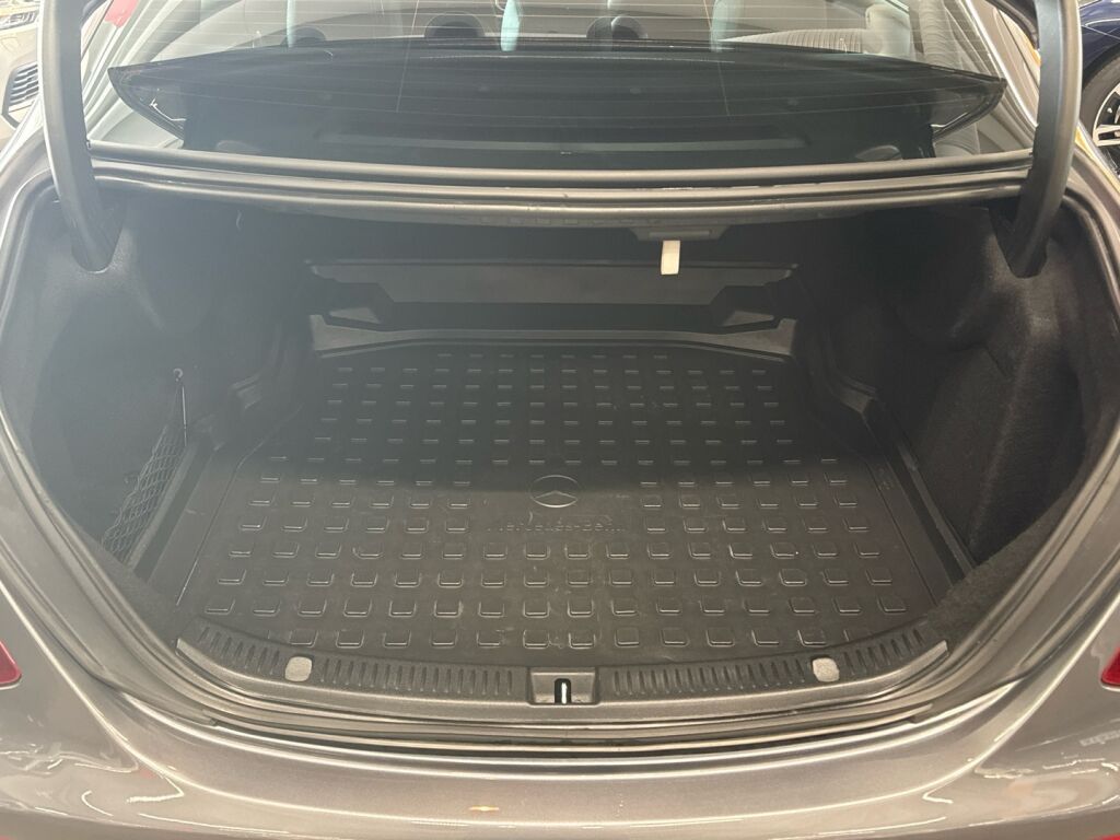 Mercedes-Benz E 2016 Harmaa