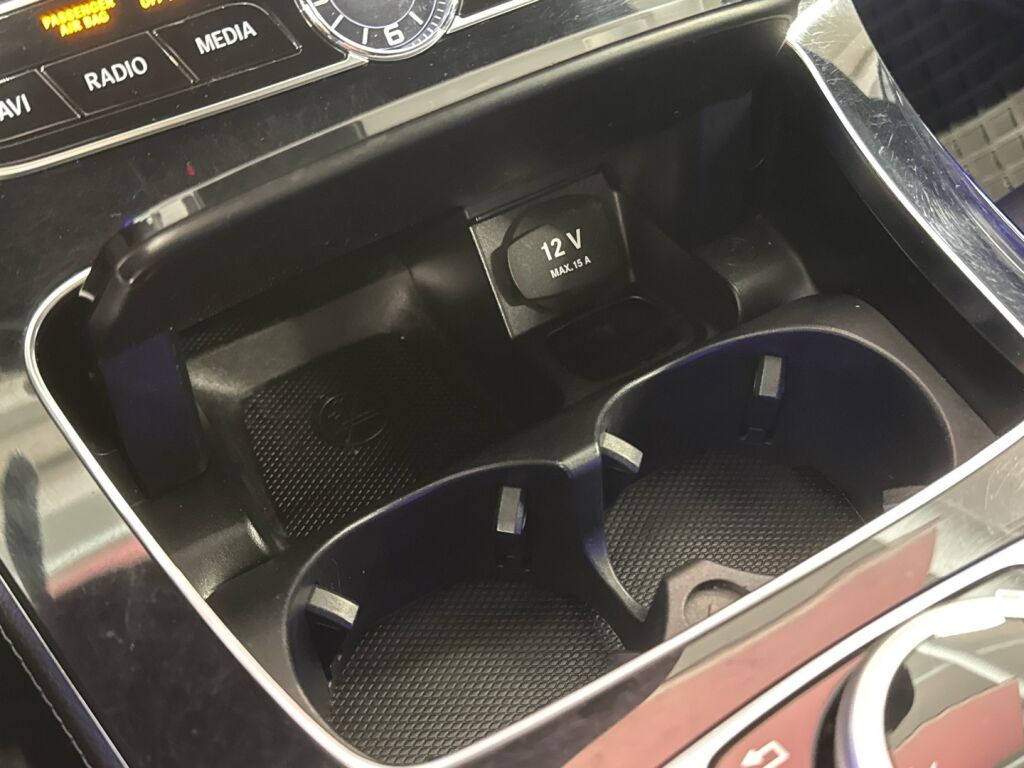 Mercedes-Benz E 2016 Harmaa