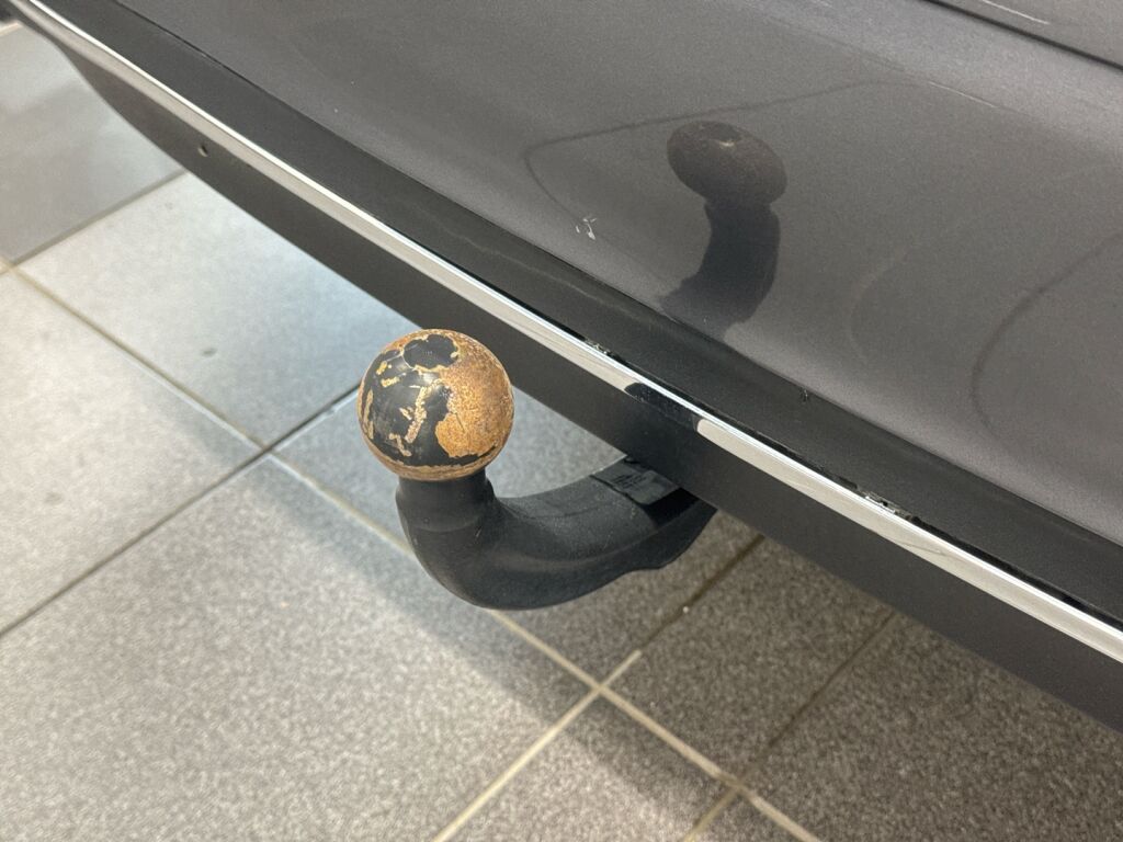 Mercedes-Benz E 2016 Harmaa