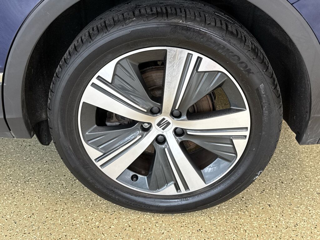 Seat Tarraco 2021 Sininen