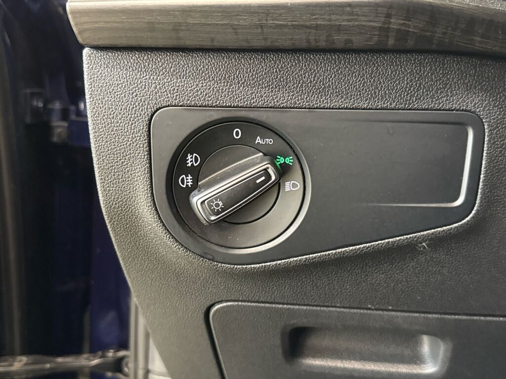 Seat Tarraco 2021 Sininen