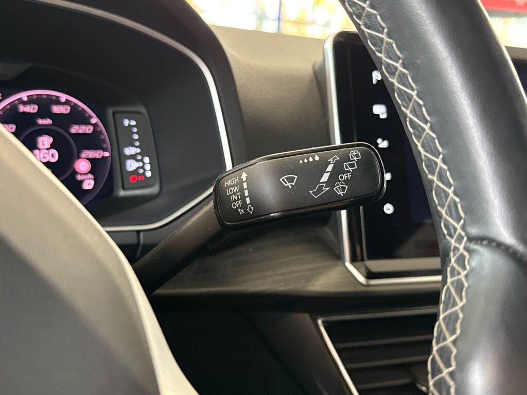 Seat Tarraco 2021 Sininen