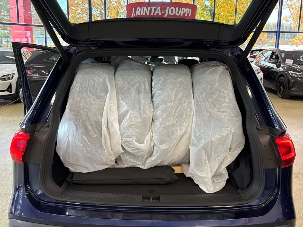 Seat Tarraco 2021 Sininen