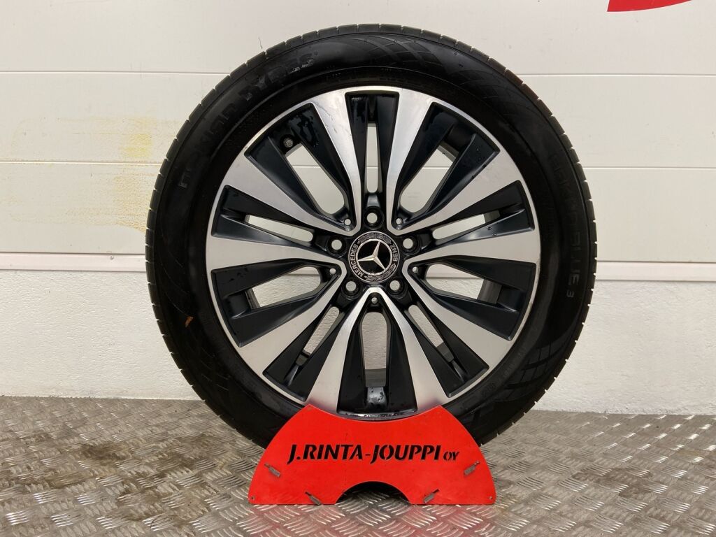 Mercedes-Benz A 2021 Musta