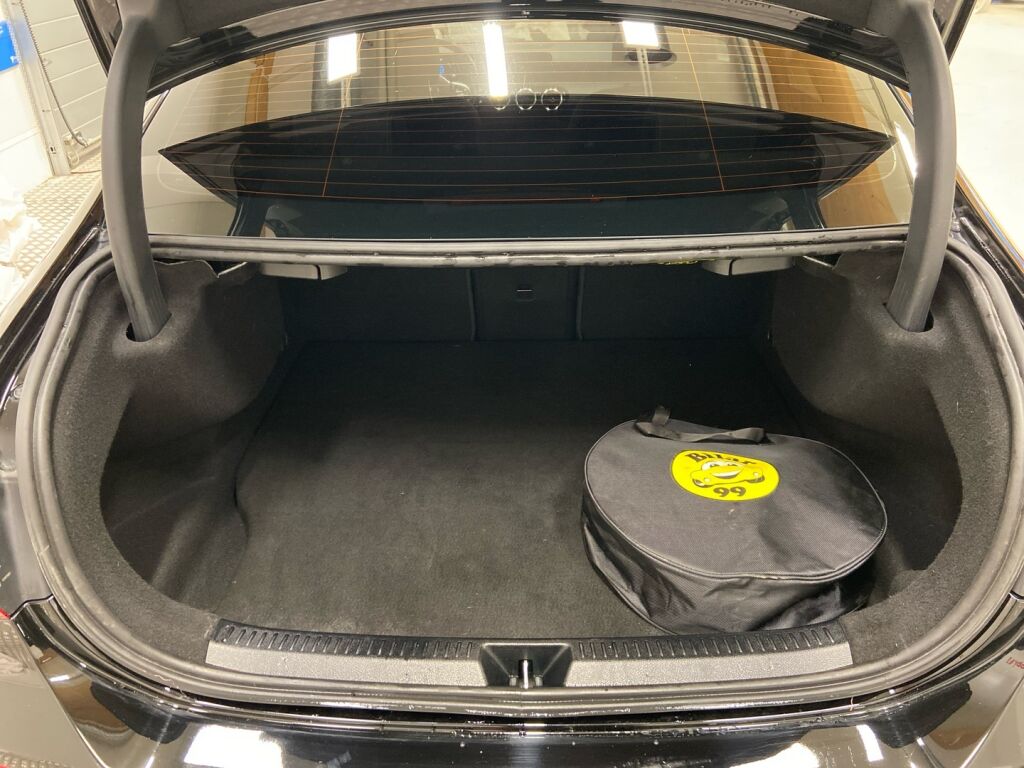 Mercedes-Benz A 2021 Musta