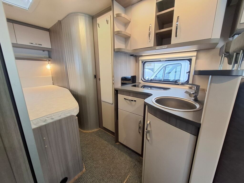 Hobby T65 HFL 2021 Valkoinen