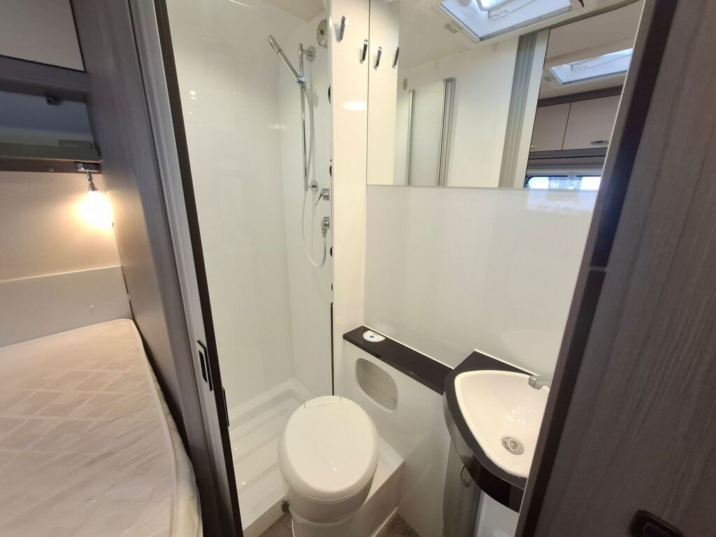 Hobby T65 HFL 2021 Valkoinen