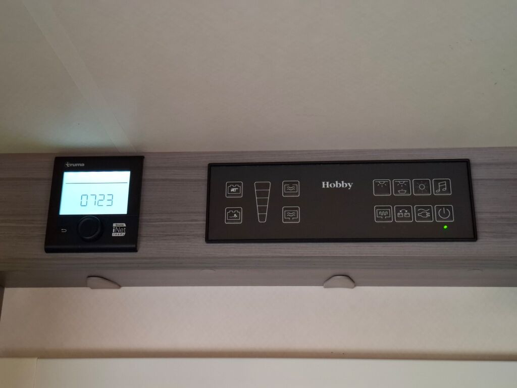 Hobby Optima Ontour T65 HFL 2021 Valkoinen