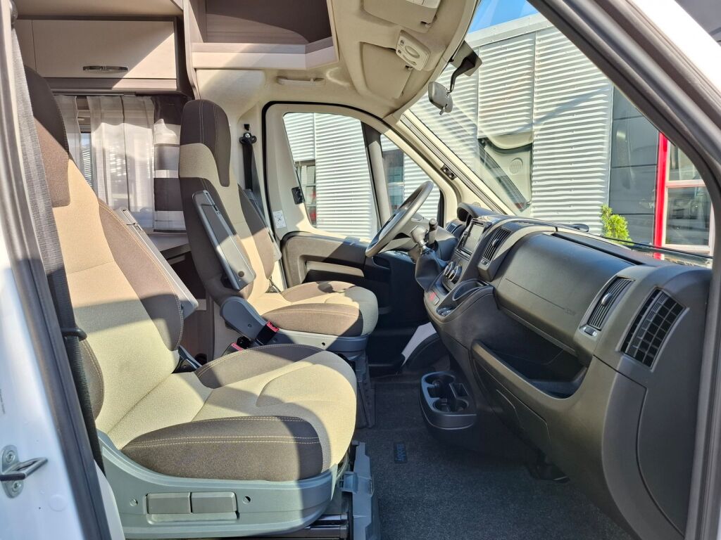 Hobby Optima Ontour T65 HFL 2021 Valkoinen