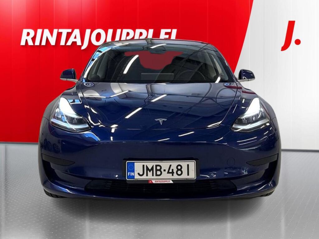 Tesla Model 3 2020 Sininen