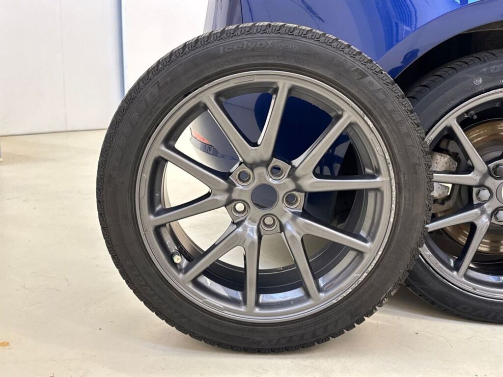 Tesla Model 3 2020 Sininen
