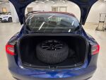 Tesla Model 3 2020 Sininen