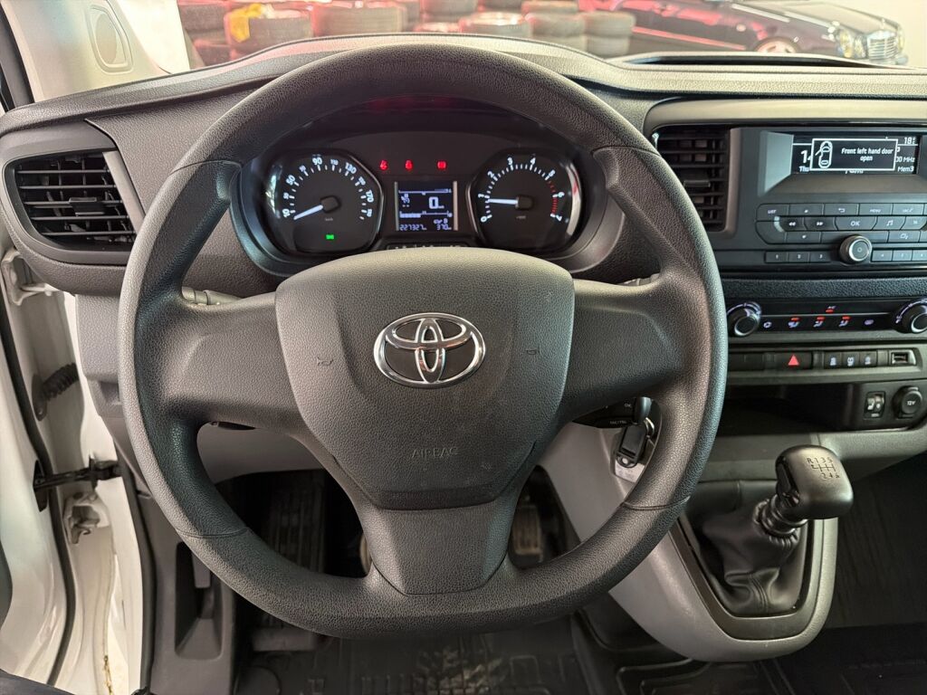 Toyota Proace Verso 2021 Valkoinen