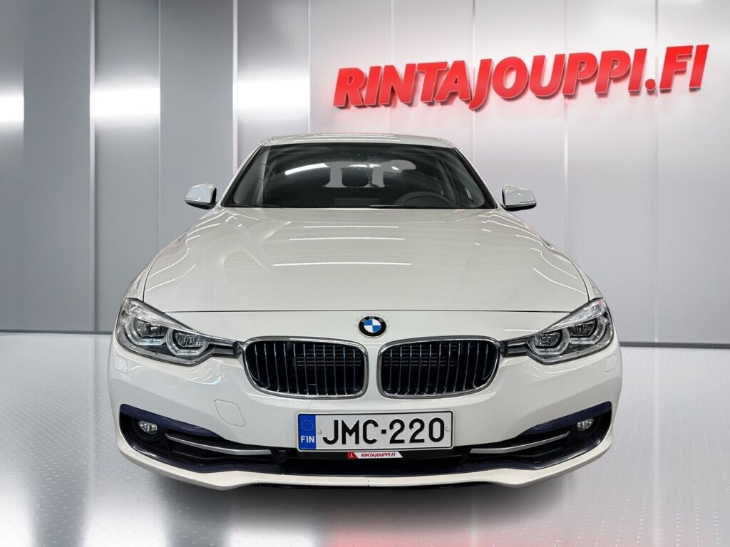 BMW 330 2018 Valkoinen