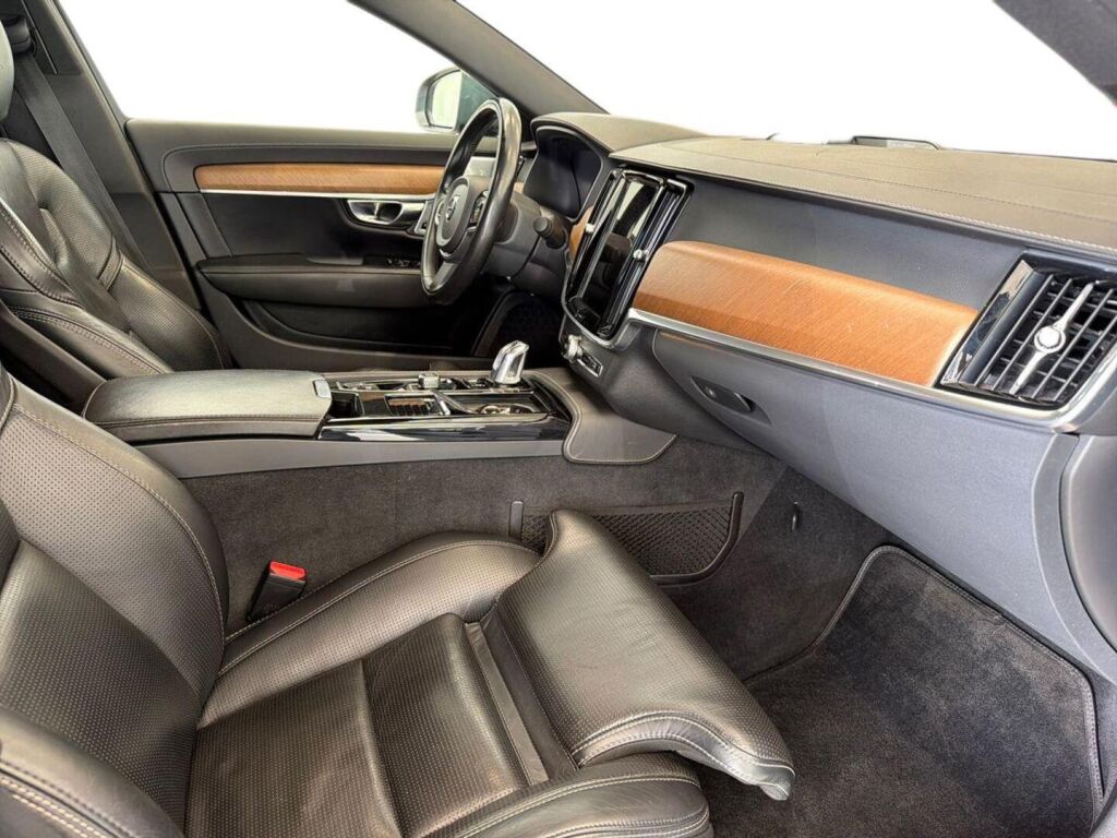 Volvo S90 2017 Harmaa