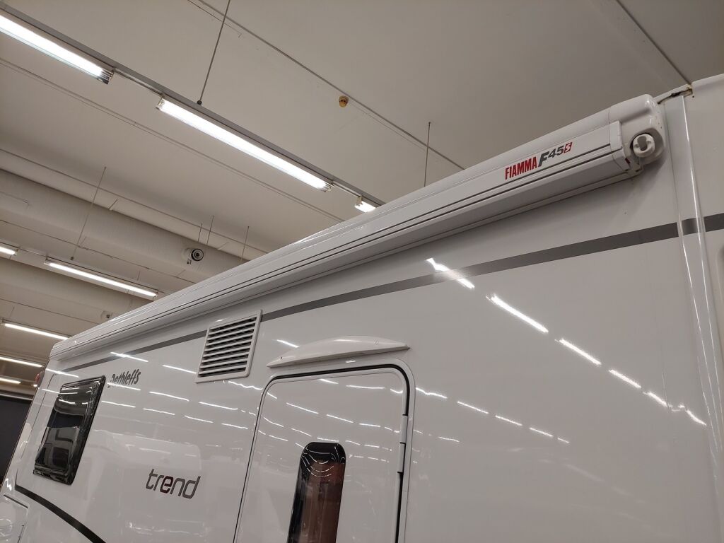 Dethleffs Trend T 7057 2021 Valkoinen