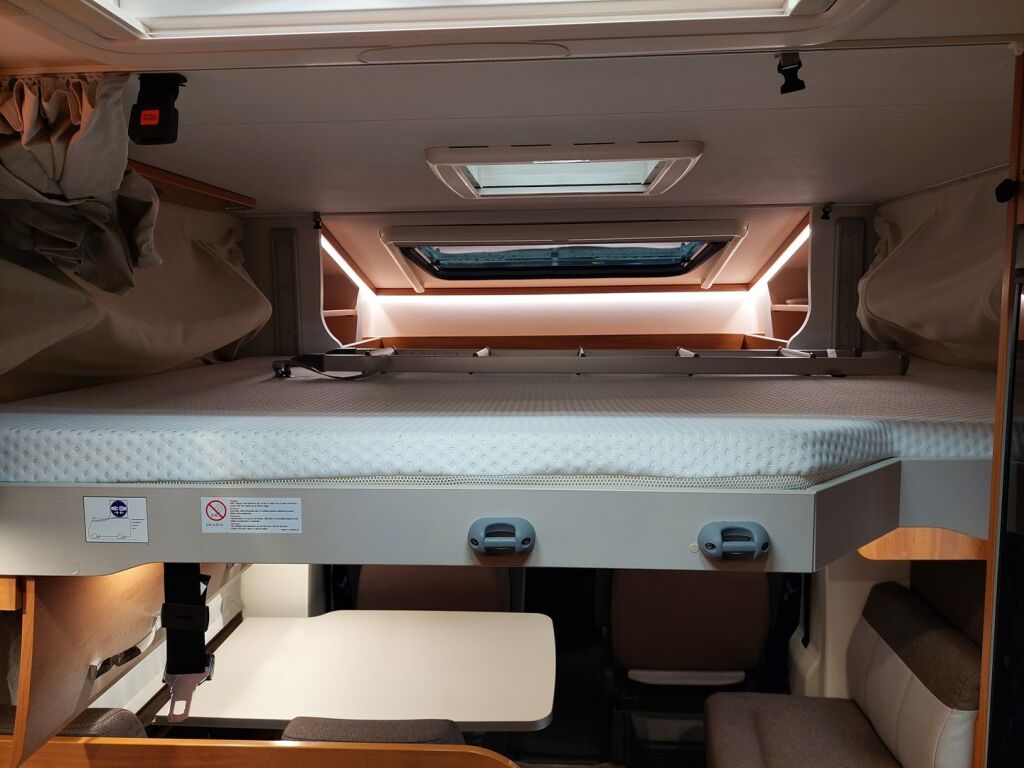 Dethleffs Trend T 7057 2021 Valkoinen