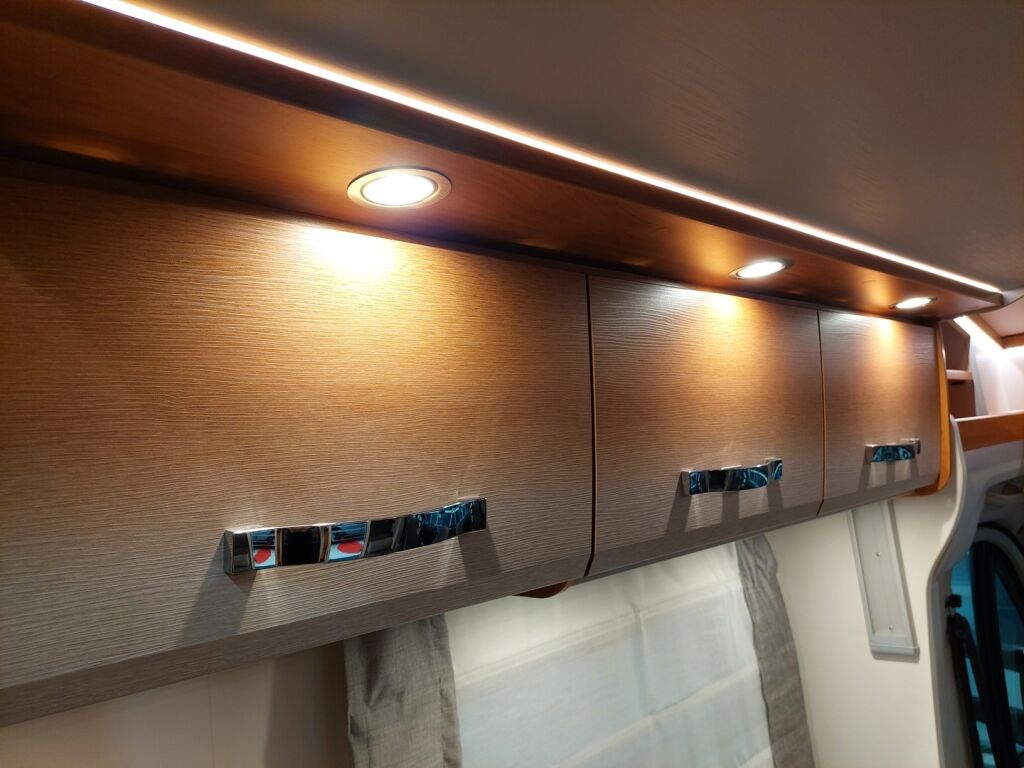 Dethleffs Trend T 7057 2021 Valkoinen