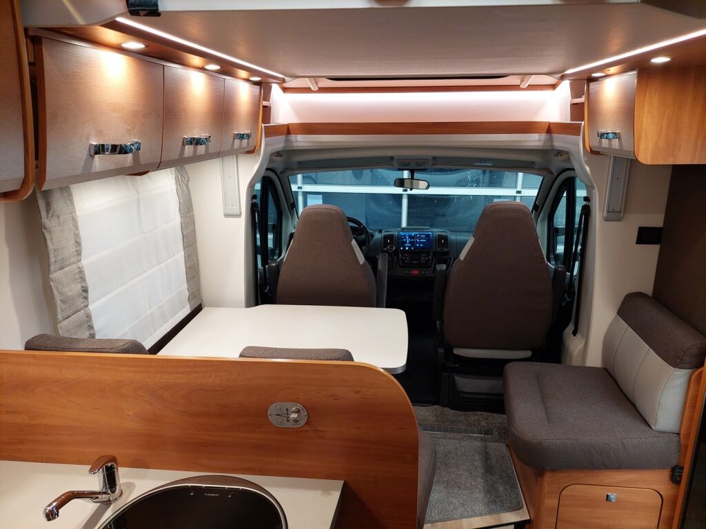 Dethleffs Trend T 7057 2021 Valkoinen