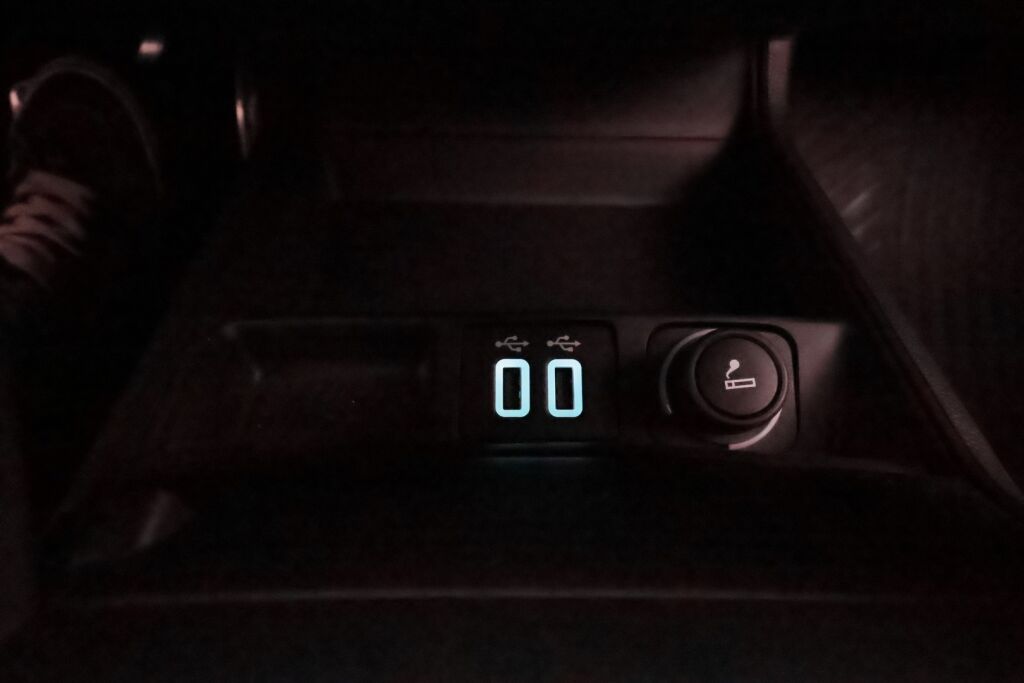 Ford Mondeo 2021 Sininen