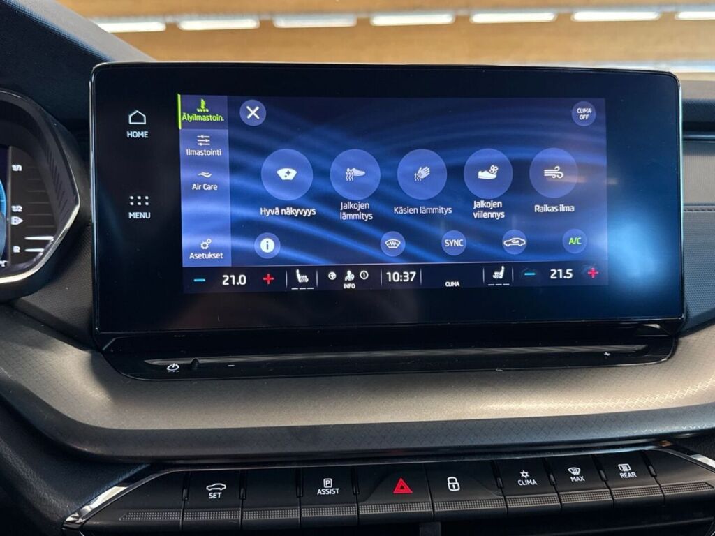 Skoda Octavia 2021 Valkoinen