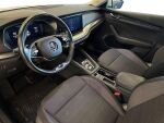Skoda Octavia 2021 Valkoinen