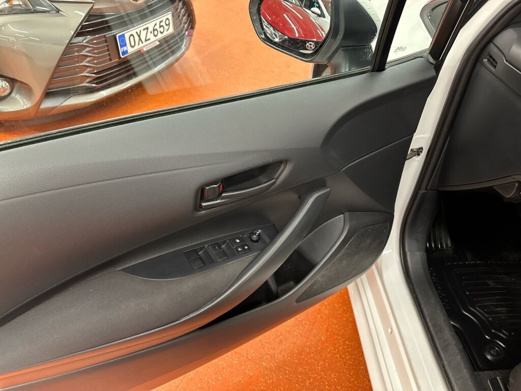 Toyota Corolla 2021 Valkoinen