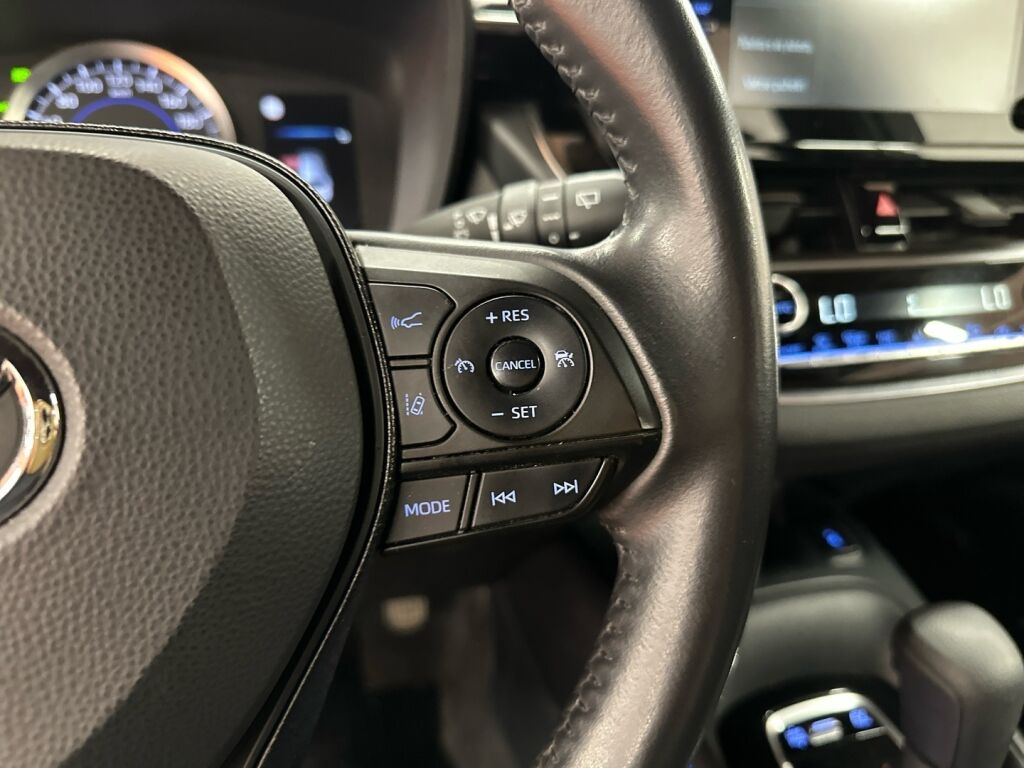 Toyota Corolla 2021 Valkoinen