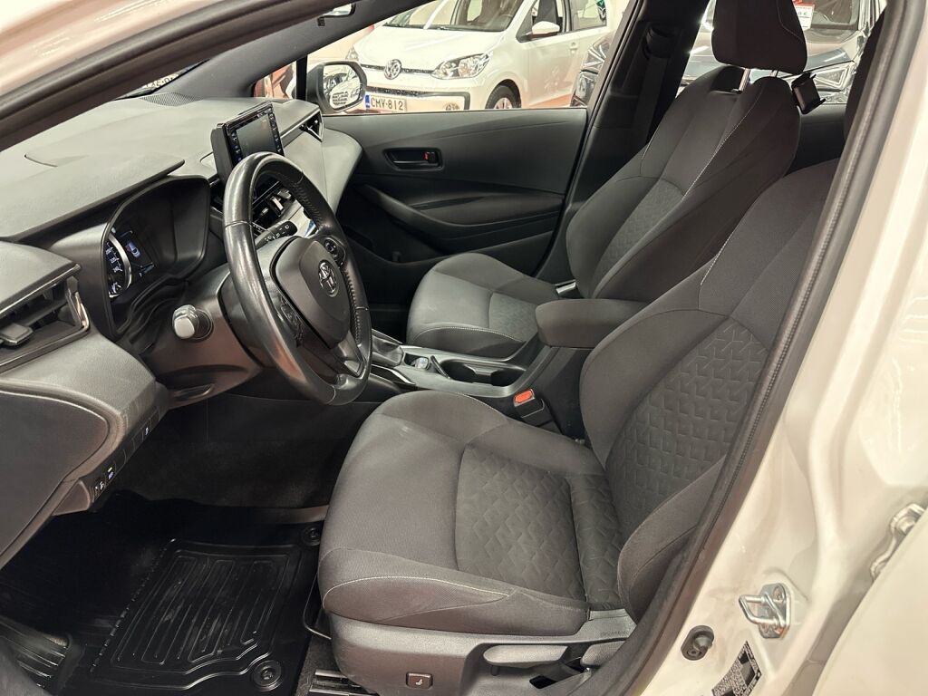 Toyota Corolla 2021 Valkoinen