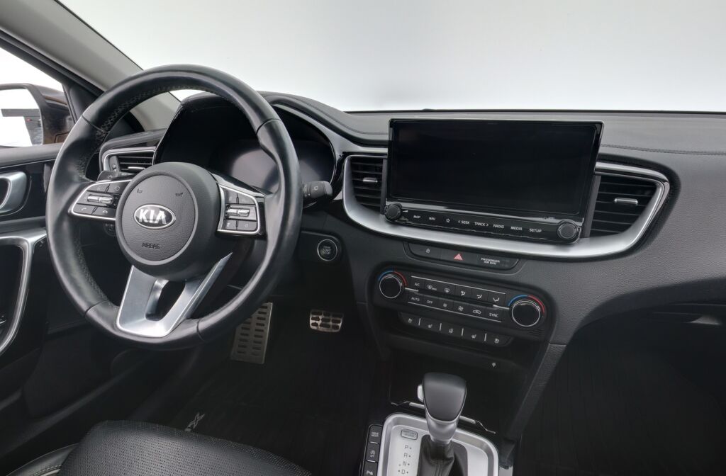 Kia XCeed 2022 Keltainen
