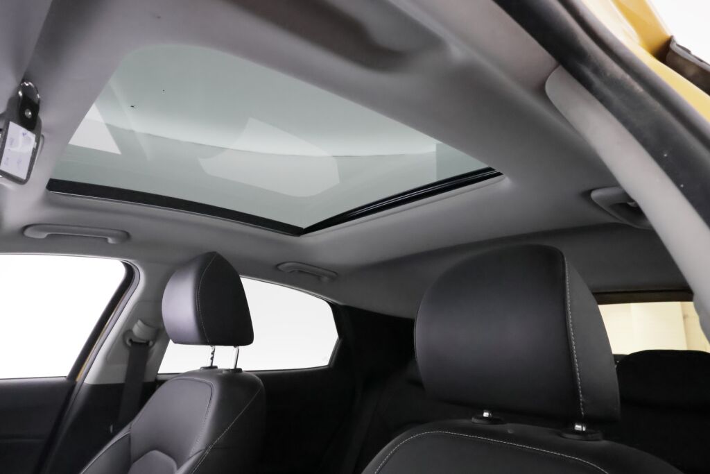 Kia XCeed 2022 Keltainen