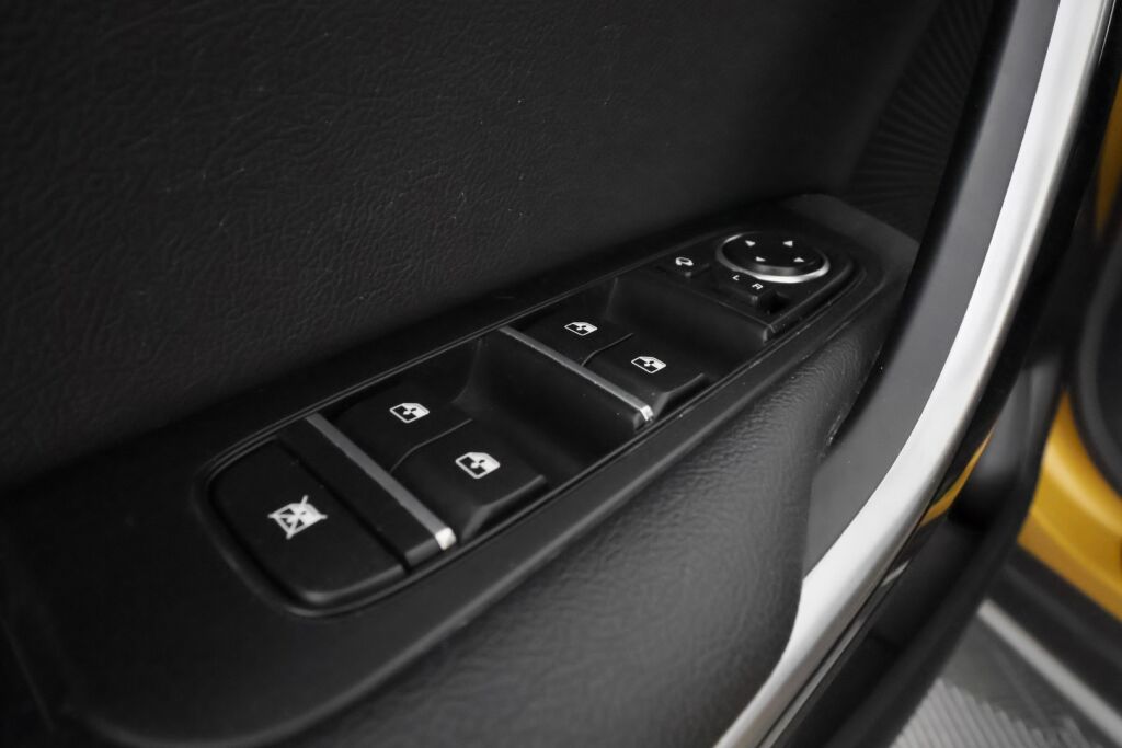 Kia XCeed 2022 Keltainen