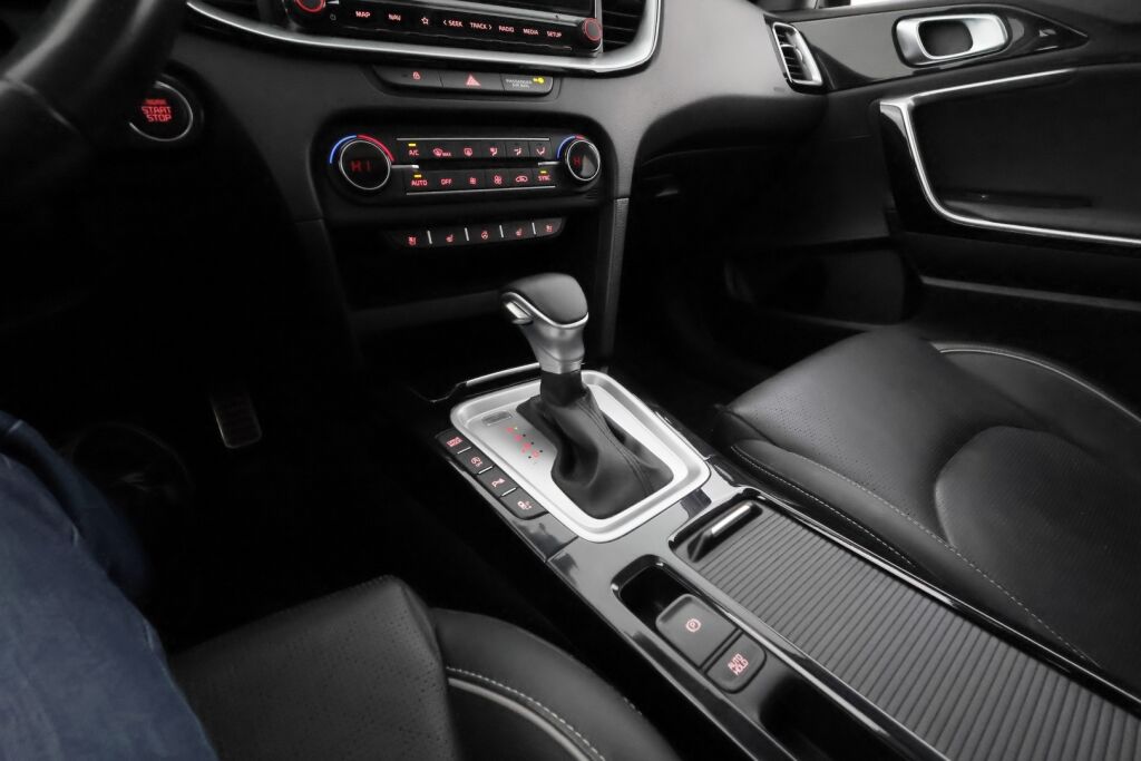 Kia XCeed 2022 Keltainen