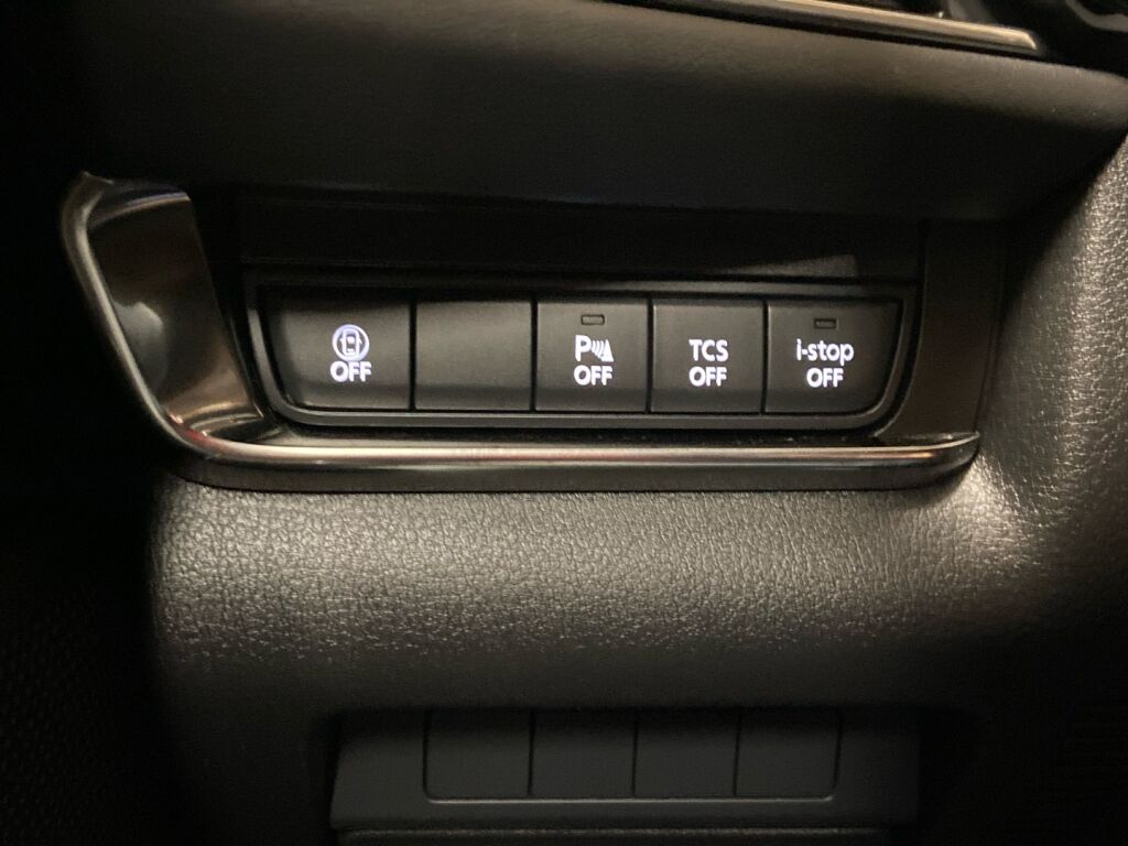 Mazda CX-30 2021 Valkoinen