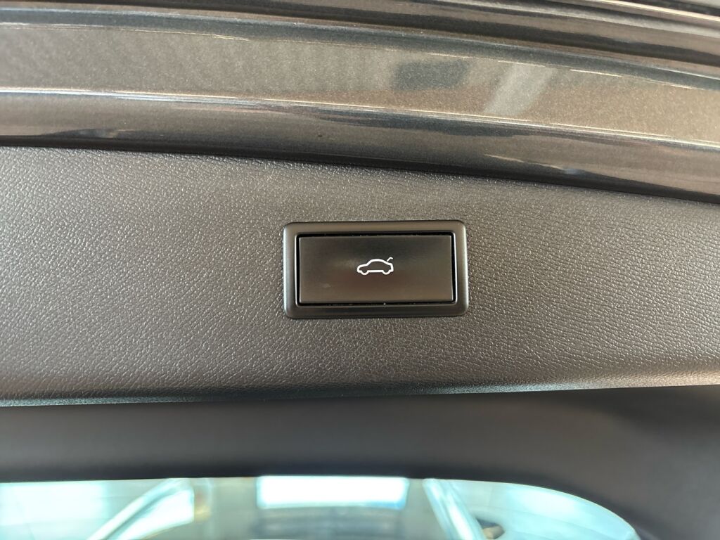 Seat Leon Sportstourer 2021 Harmaa