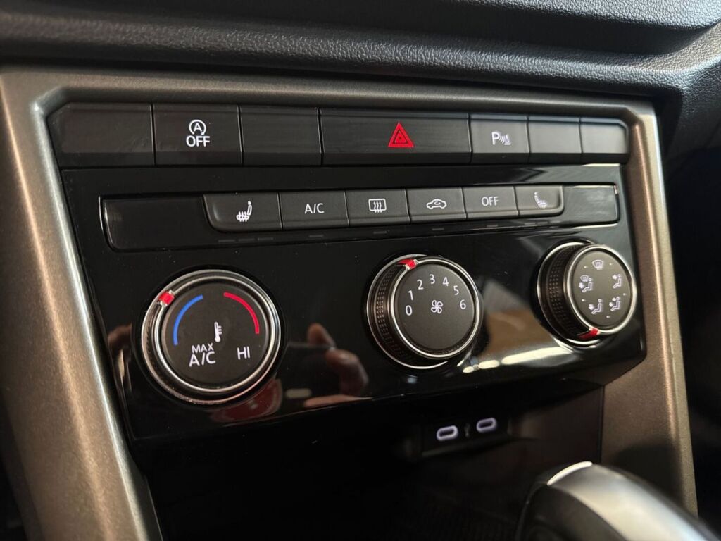 Volkswagen T-Roc 2021 Valkoinen