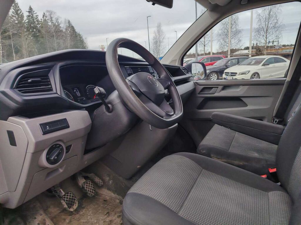 Volkswagen Transporter 2021 Valkoinen