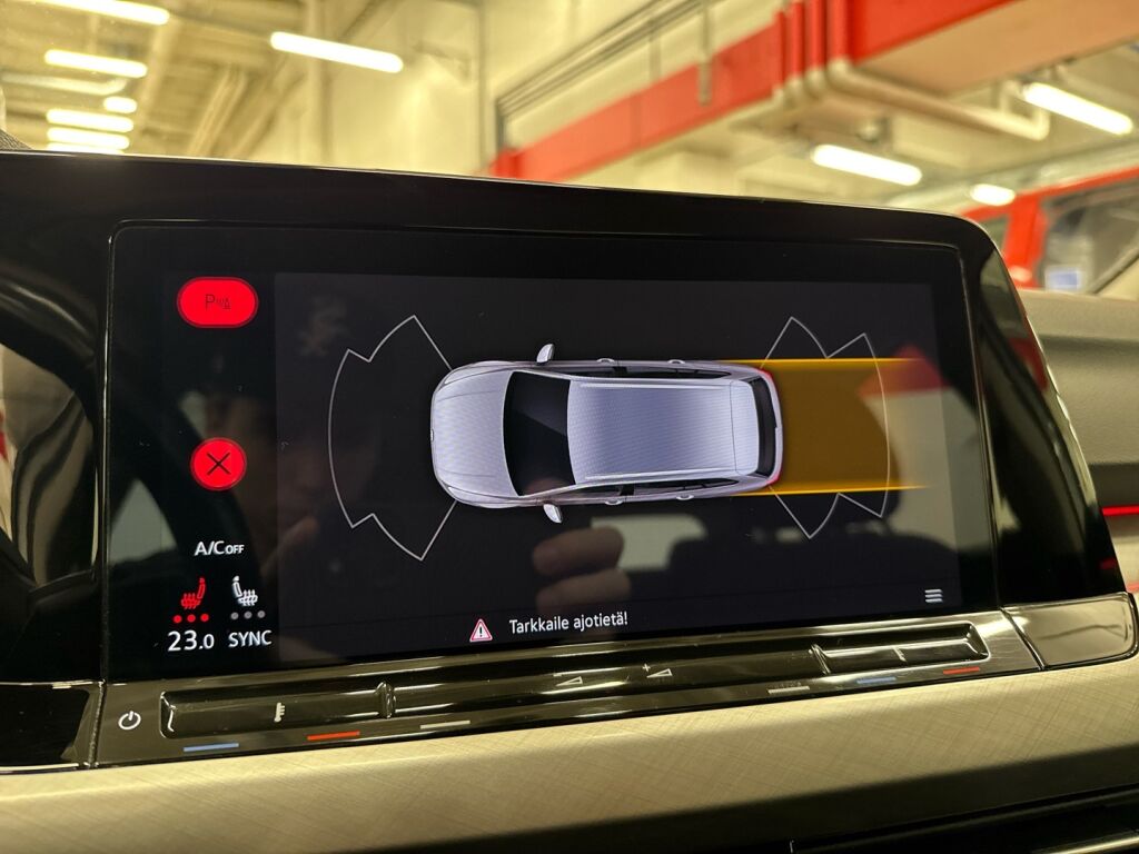 Volkswagen Golf 2021 Valkoinen