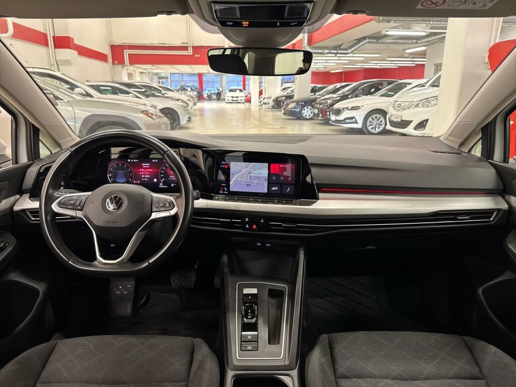 Volkswagen Golf 2021 Valkoinen