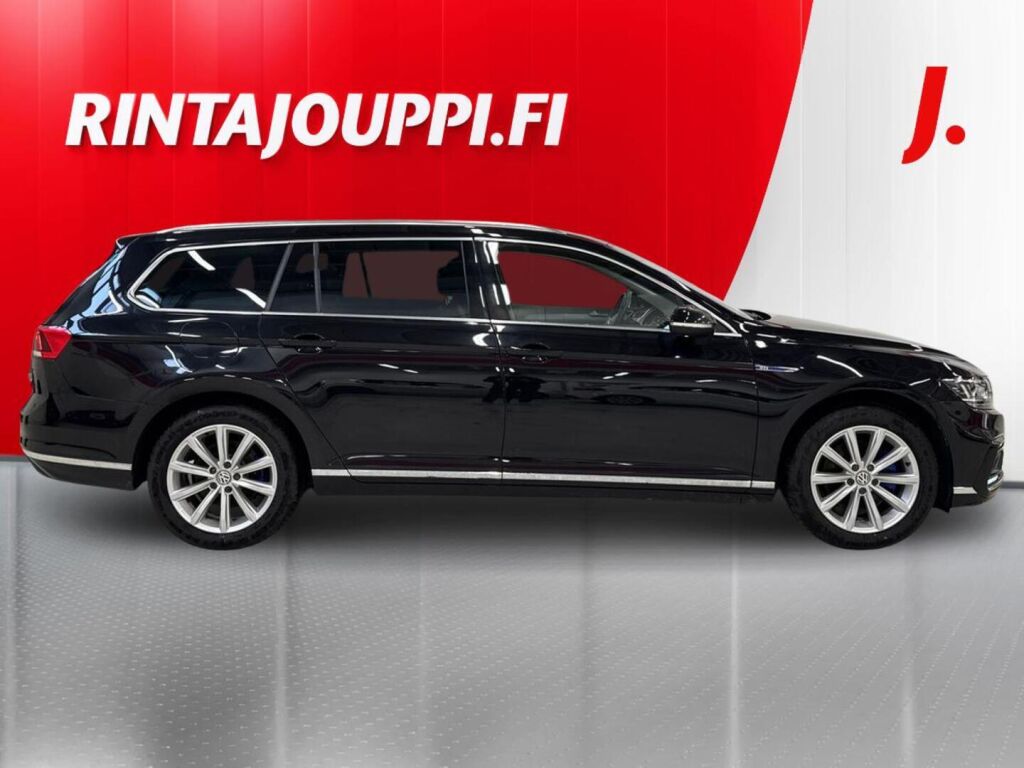 Volkswagen Passat 2020, kuva 7/37
