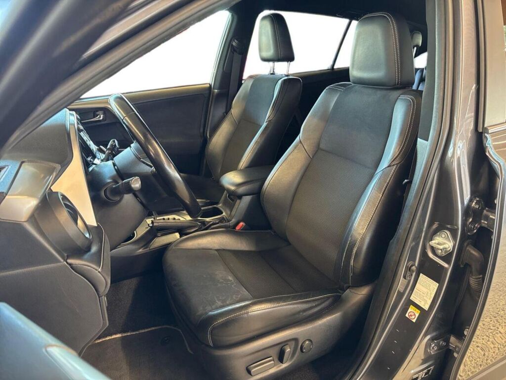 Toyota RAV4 2017 Harmaa
