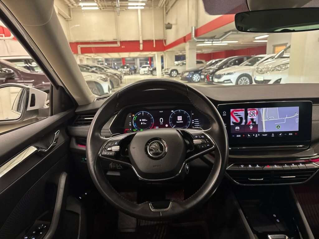 Skoda Octavia 2021 Valkoinen