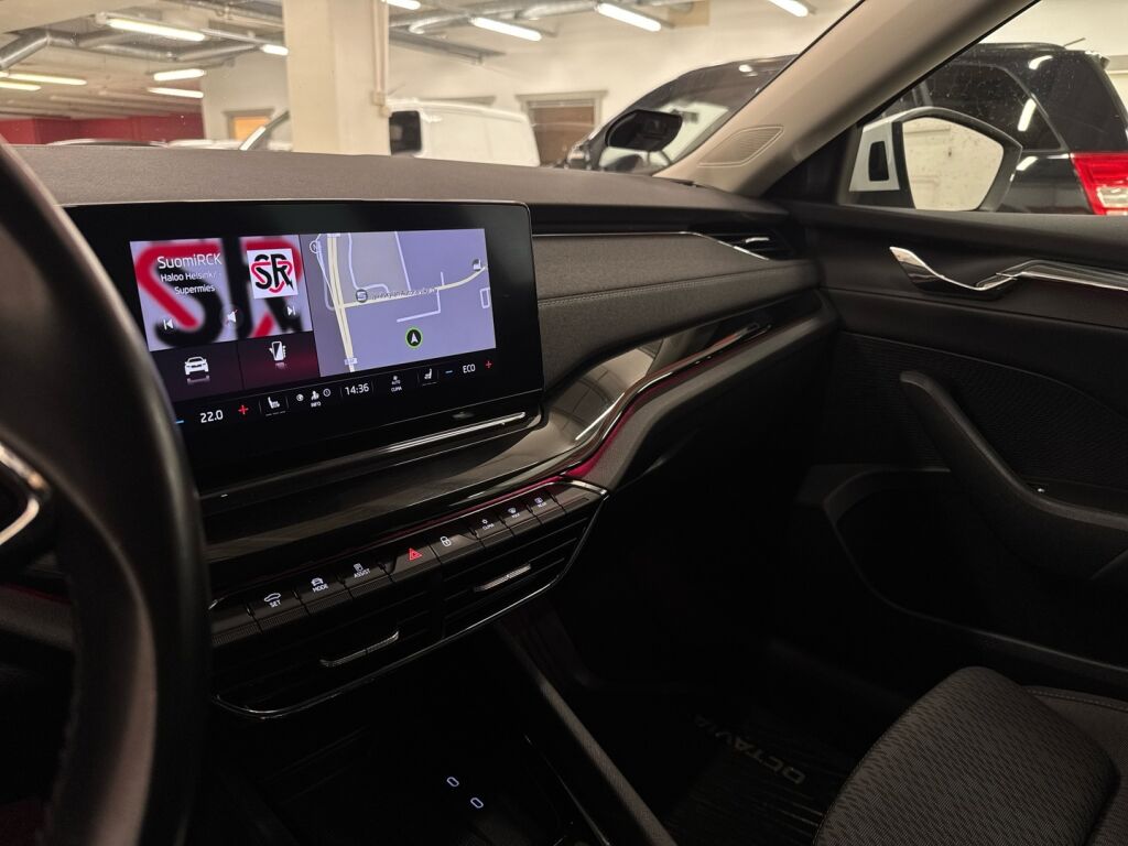 Skoda Octavia 2021 Valkoinen