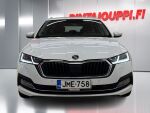 Skoda Octavia 2021 Valkoinen