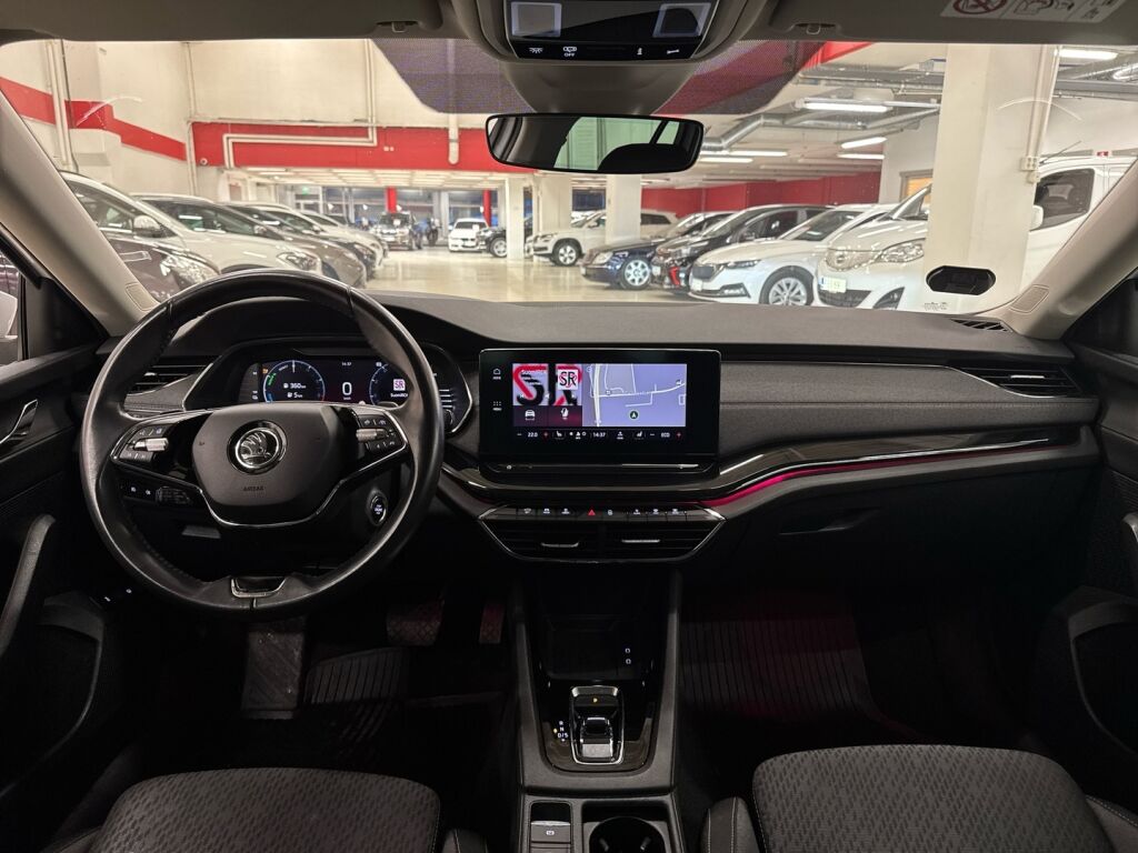 Skoda Octavia 2021 Valkoinen