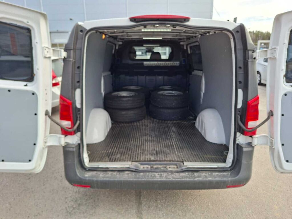 Mercedes-Benz Vito 2021 Valkoinen