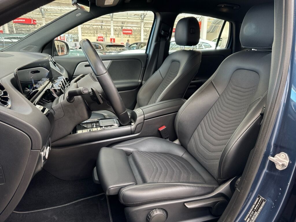 Mercedes-Benz GLA 2021 Sininen