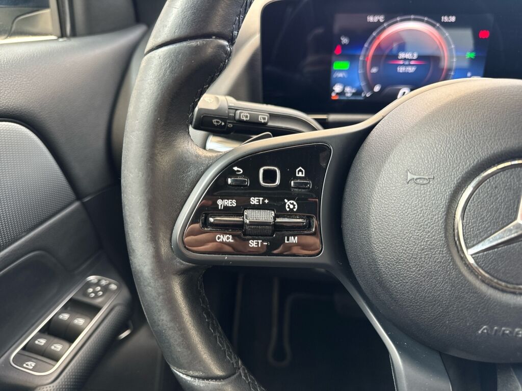 Mercedes-Benz GLA 2021 Sininen