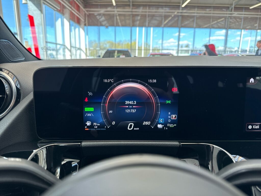 Mercedes-Benz GLA 2021 Sininen