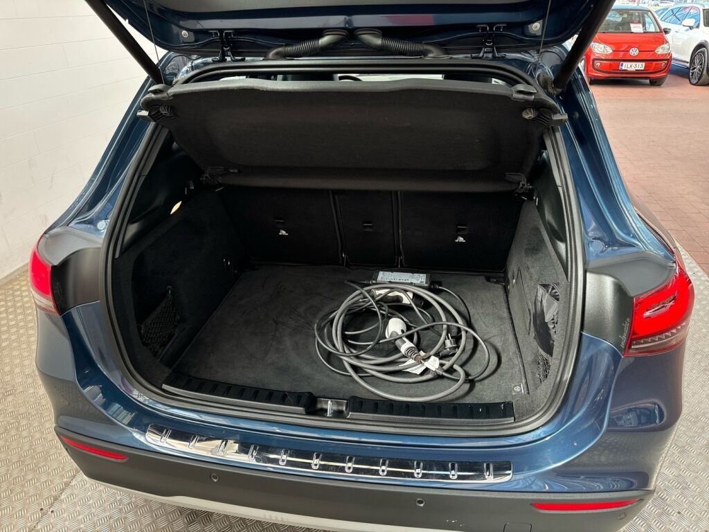 Mercedes-Benz GLA 2021 Sininen